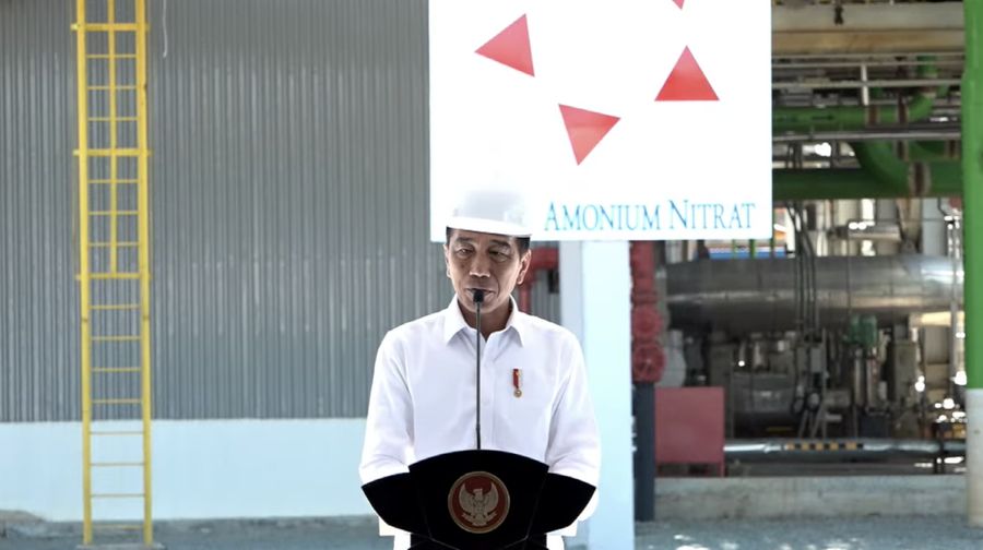 Presiden Jokowi Resmikan Pabrik Amonium Nitrat, Bontang, pada Kamis, (29/2/2024). (Tangkapan Layar Youtube Sekretariat Presiden)