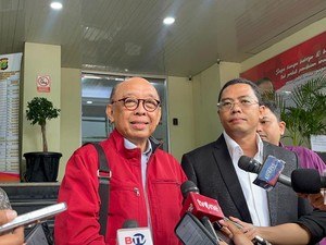 Diperiksa 3 Jam, Rektor UP Nonaktif Dicecar 32 Pertanyaan soal Pelecehan