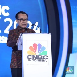 Pengusaha Protes Larangan Impor Bahan Baku, Airlangga Turun Tangan