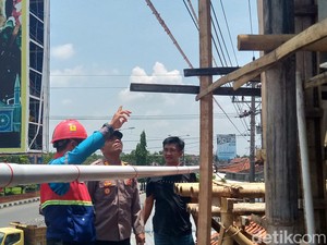 Tukang Batu di Klaten Terkapar Kena Listrik 21.000 Volt Saat Cor Rumah