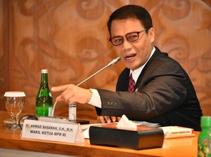 PDIP Hormati Keputusan Prabowo Ganti Kepala LKPP: Hendi Sudah Lama di Situ
