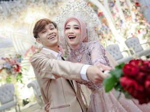 Selebgram Azhar Dzaki Sat-set Kenalan Sebulan Langsung Nikahi Kasiicun