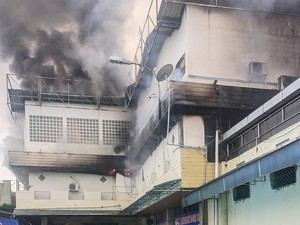 Bengawan Sport Center Solo Kebakaran!