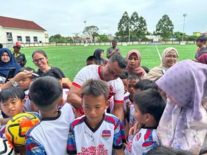 Eks Timnas Indonesia Buka Akademi Sepakbola