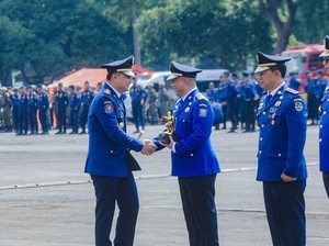 Top! Damkar Bandung Juara Satu Adu Skill Penanganan Kebakaran