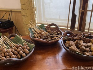 Menikmati Santap Menu Nusantara di Tengah Kota Bandung