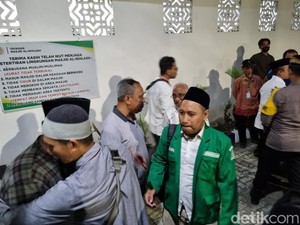 Komitmen Takmir Luluhkan Ansor Surabaya yang Sempat Tolak Riza Basalamah
