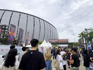 Antusiasme Fans Jelang Konser Ed Sheeran di Jakarta Malam Ini