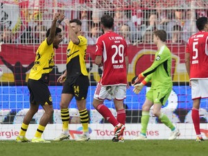 Union Vs Dortmund: Die Borussen Menang 2-0