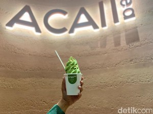 Unik! Kafe Ini Tawarkan Mochi Croissant Topping Es Krim Matcha