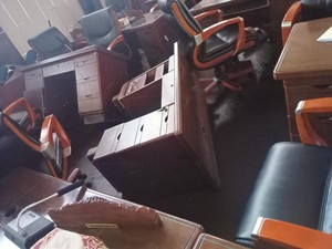 Kantor DPRD Solok Selatan Terendam Banjir, Kursi-Dokumen Rusak