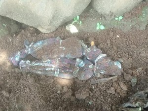 Bungkusan Mirip Pocong Bayi di Purwokerto Bikin Heboh, Ternyata Isinya...