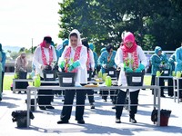 Istri Jokowi dan Ma'ruf Amin Tiba-Tiba Tanam Cabai Bareng, Ada Apa?