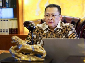 Peduli pada Stunting, Anak Putus Sekolah, dan Kematian Ibu-Bayi