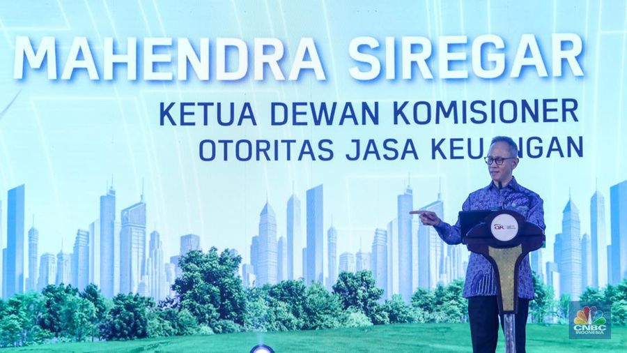 Otoritas Jasa Keuangan (OJK) meluncurkan panduan climate risk management & scenario analysis (CRMS) untuk sektor perbankan 'Indonesia Banking Road to Net Zero Emission' di Jakarta, Senin (4/3/2024). (CNBC Indonesia/Faisal Rahman)