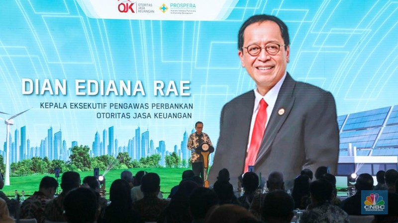 Otoritas Jasa Keuangan (OJK) meluncurkan panduan climate risk management & scenario analysis (CRMS) untuk sektor perbankan 'Indonesia Banking Road to Net Zero Emission' di Jakarta, Senin (4/3/2024). (CNBC Indonesia/Faisal Rahman)