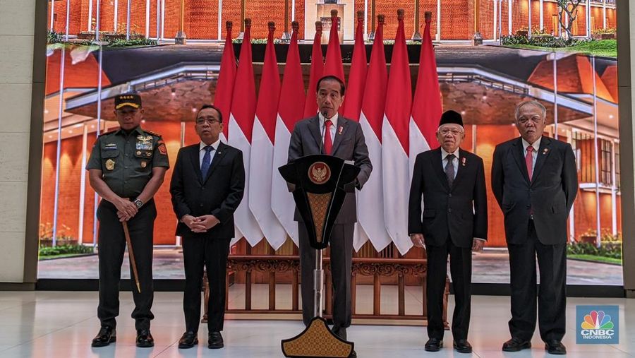 Presiden Joko Widodo (Jokowi) bertolak ke Australia menghadiri Konferensi Tingkat Tinggi (KTT) ASEAN - Australia. (CNBC Indonesia/
Emir Yanwardhana)