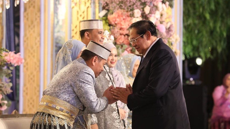 Putra Mentan Andi Amran Sulaiman menikah, tamunya orang penting seperti Presiden Jokowi, SBY, sampai Capres Ganjar Pranowo. (Dok. Humas Kementan)