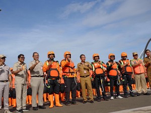 DLH DKI Bentuk Satgas Pemantau Sungai Ciliwung untuk Tangani Sampah
