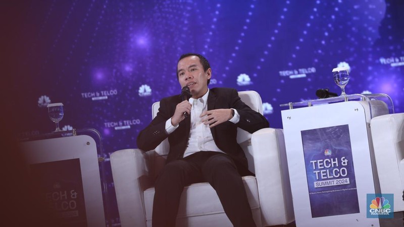 Menteri Komunikasi & Informatika RI Budi Arie Setiadi menjadi pembicara kunci di acara Tech & Telco Summit 2024 di Auditorium Menara Bank Mega, Jakarta, Selasa 5/3. (CNBC Indonesia/Tri Susilo)