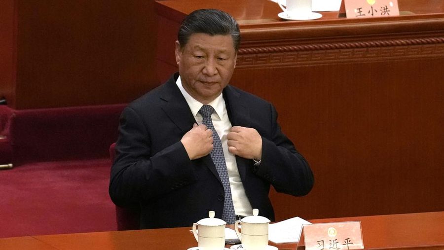 Presiden China Xi Jinping menghadiri sesi pembukaan Konferensi Konsultatif Politik Rakyat China di Aula Besar Rakyat di Beijing, Senin, 4 Maret 2024. (AP Photo/Ng Han Guan)