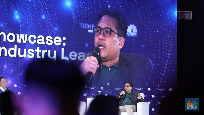 Menteri Komunikasi & Informatika RI Budi Arie Setiadi menjadi pembicara kunci di acara Tech & Telco Summit 2024 di Auditorium Menara Bank Mega, Jakarta, Selasa 5/3. (CNBC Indonesia/Tri Susilo)