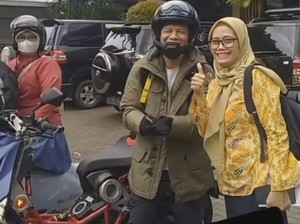 Ariel Noah Naik Motor Matik Sultan ke Sekolah, Langsung Diserbu Guru