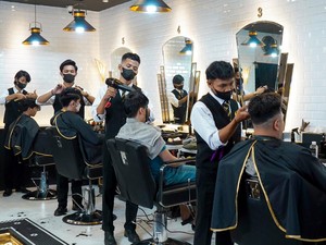 5 Barbershop Surabaya buat Upgrade Penampilan di Akhir Pekan