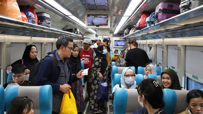 Breaking! Tiket Kereta Api Lebaran Didiskon 30%, Dijual Mulai Sore Ini