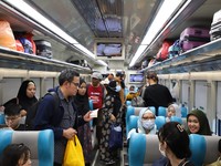 Breaking! Tiket Kereta Api Lebaran Didiskon 30%, Dijual Mulai Sore Ini