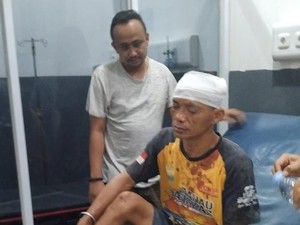 Tak Terima Ditegur Geber Motor, Zainal Pukul Kepala Warga Pakai Helm