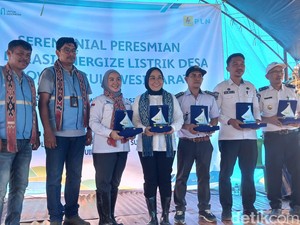 PLN Aliri Listrik 57 Desa di Sulbar 2023, Ada Warga Menanti hingga 40 Tahun