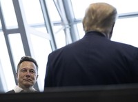 Elon Musk Tak Peduli Nasib Tesla, Lebih Pilih Donald Trump
