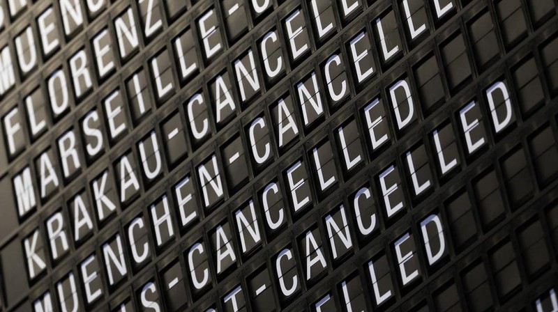 Trains operate outside the central train station as Germany?s GDL train drivers? union begins a 35 hour long strike over a wage dispute with Deutsche Bahn rail operator after rejecting a new tariff offer in Frankfurt, Germany, March 6, 2024.   REUTERS/Kai Pfaffenbach