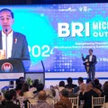Jokowi Puji Inklusi Keuangan BRI di BRI Microfinance Outlook 2024