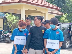 Reka Ulang Pembunuhan Cinta Segitiga Maut, Sejoli Devara-Didot Dihadirkan