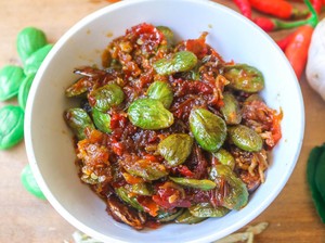 3 Resep Sambal Petai, Pedas Nendang Penambah Semangat Makan