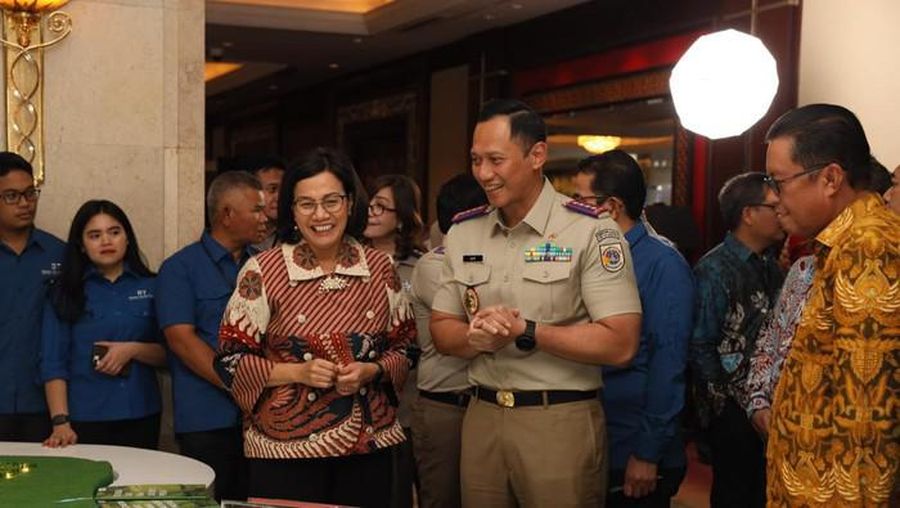 Menteri Keuangan Sri Mulyani dan Menteri ATR/BPN Agus Harimurti Yudhoyono (Ist Kiki Maulana/Kementerian ATR/BPN)