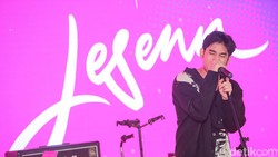 Jesenn Sentil Fans Mau Bajak Lagunya: Aku Tulis Pakai Hati, Bukan Buat Diubah AI
