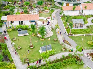 Obelix Village, Tempat Wisata Asri dan Ramah Anak yang Cocok Buat Keluarga