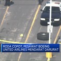Video: Roda Copot, Pesawat Boeing United Airlines Mendarat Darurat