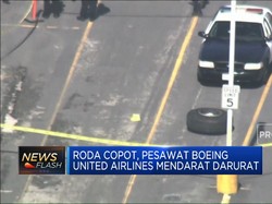 Video: Roda Copot, Pesawat Boeing United Airlines Mendarat Darurat