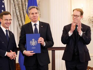 Swedia Resmi Gabung NATO, PM Kristersson Kunjungi AS