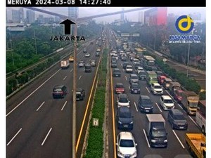 Ada Tabrakan Beruntun 6 Mobil di Tol Jakarta-Tangerang, Lalin Macet