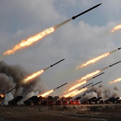 Korea Memanas, Roket Nuklir Kim Jong Un Mengarah ke Seoul