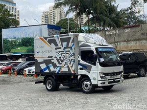 Berapa Harga Truk Listrik eCanter di Indonesia?