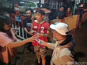 Dapur Umum Dibangun Penuhi Kebutuhan Warga Terdampak Banjir Probolinggo