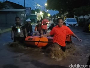 Ribuan Rumah di Dringu Probolinggo Terendam Banjir Kiriman dari Bromo