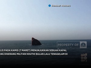 Video: Diserang Houthi, Kapal Kargo Inggris Tenggelam di Laut Merah