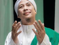 Opick Berencana Gelar Konser 30 Tahun Perjalanan Karier Opick Berencana Gelar Konser 30 Tahun Perjalanan Karier